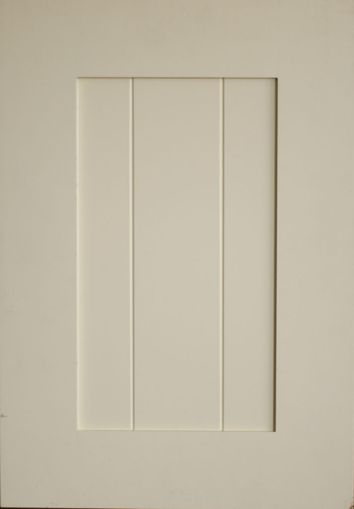 Shaker 90 T & G center panel - Painted off white